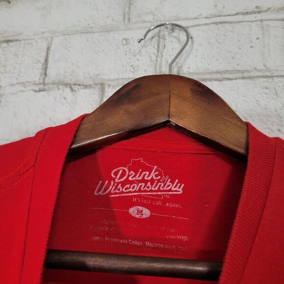 Tailgate Wisconsinbly graphic tee - Picture 5 of 9